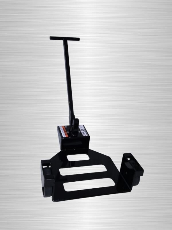 SumoSpin GSA container cart, front-left angle, showing patent-pending three-wheel design.